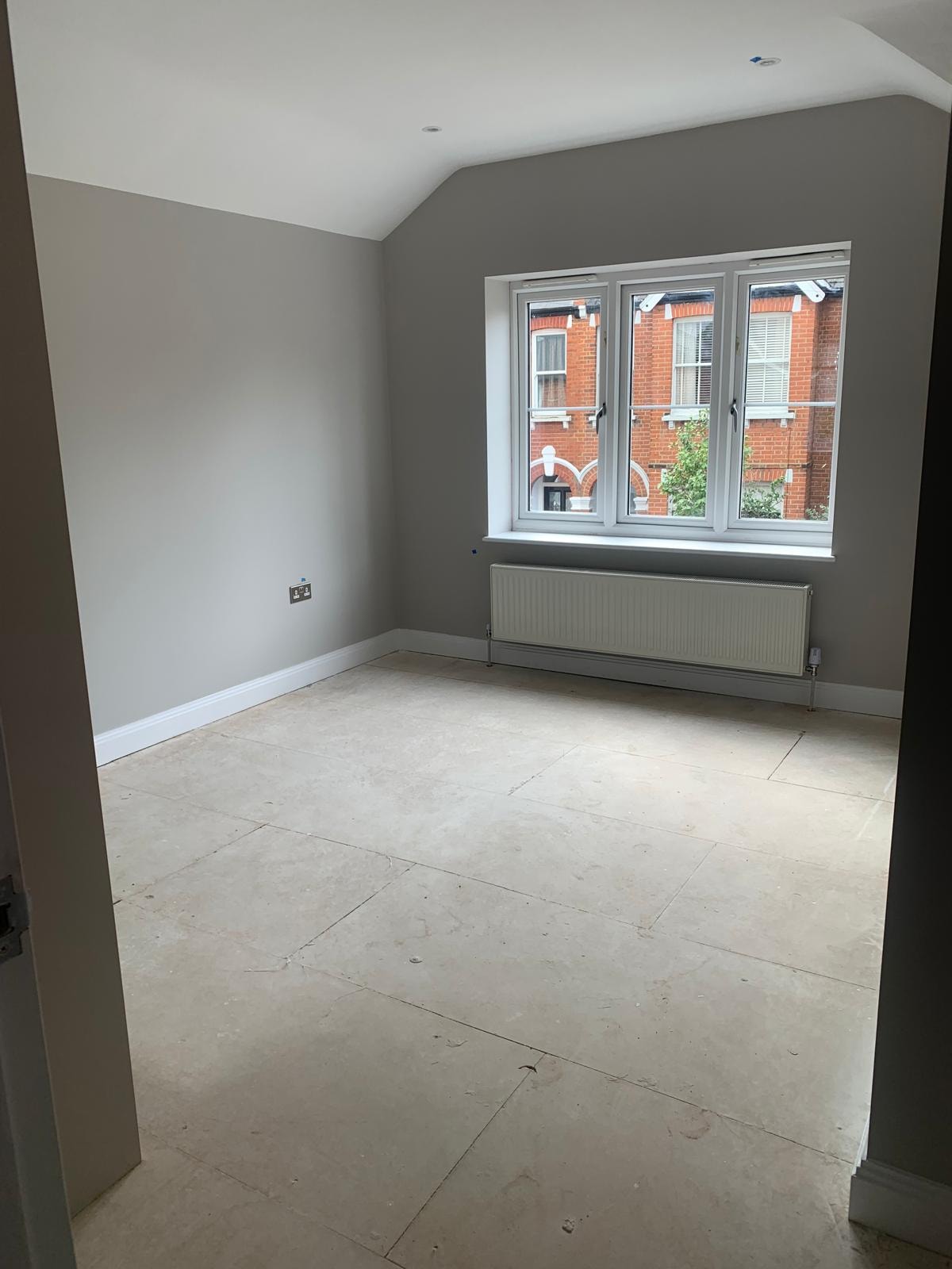 Painting & Decorating in Mortlake, SW14 — AM 2 PM Cleaning Services
